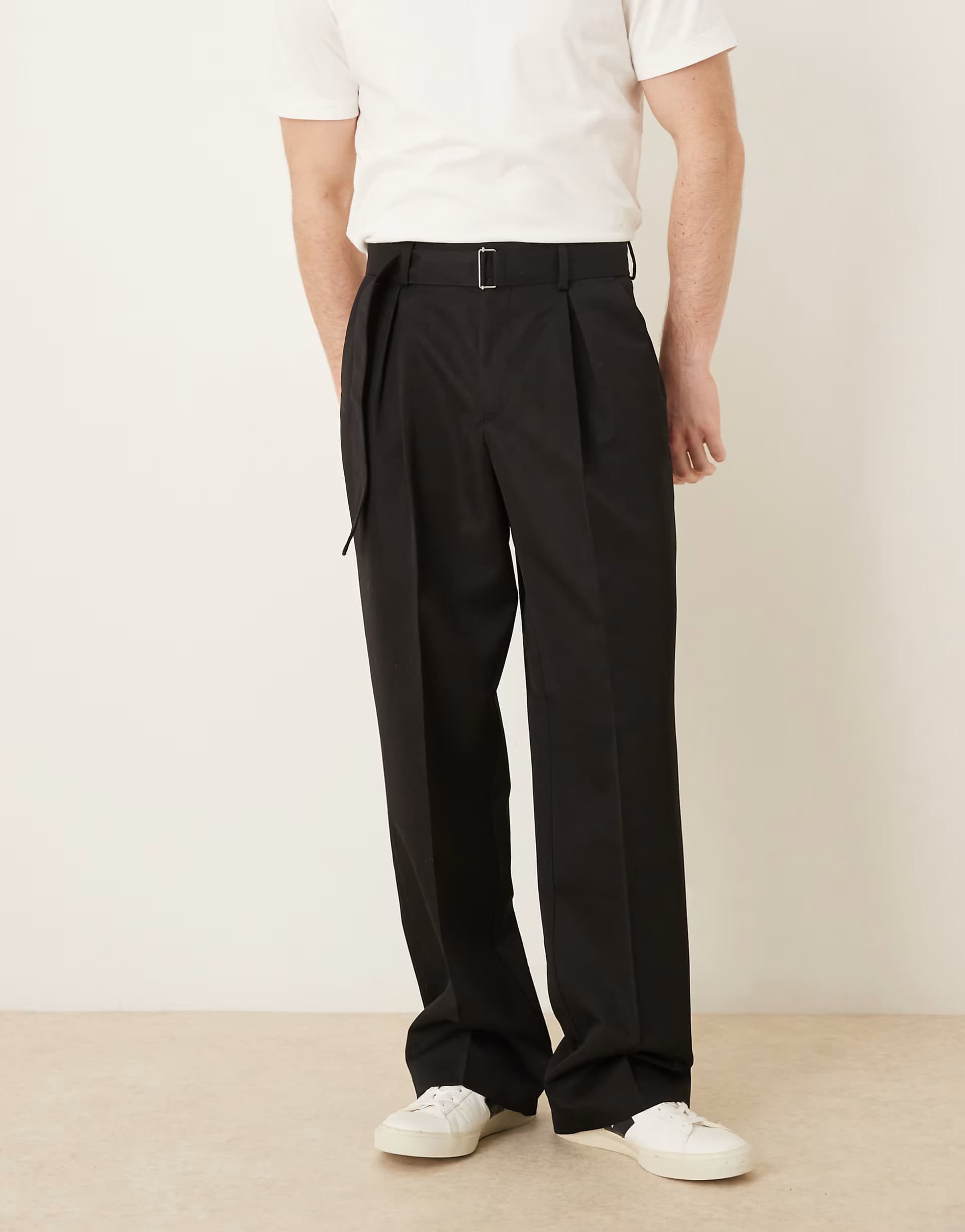 ASOS ASOS DESIGN smart wide leg trouser with belt detail in black