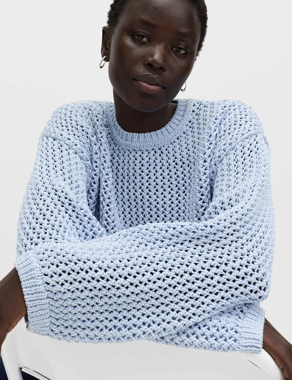 Marks & Spencer M&S Textured Crew Neck Cropped Jumper Faded Blue - 4