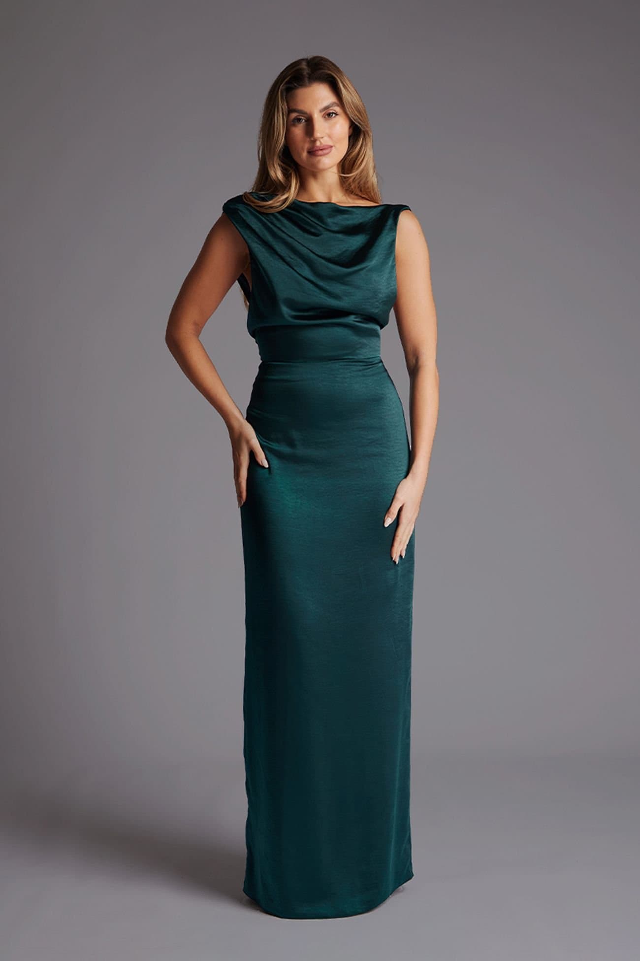 Vesper Vesper Women's High Neck Open Back Maxi Dress in Dark Green