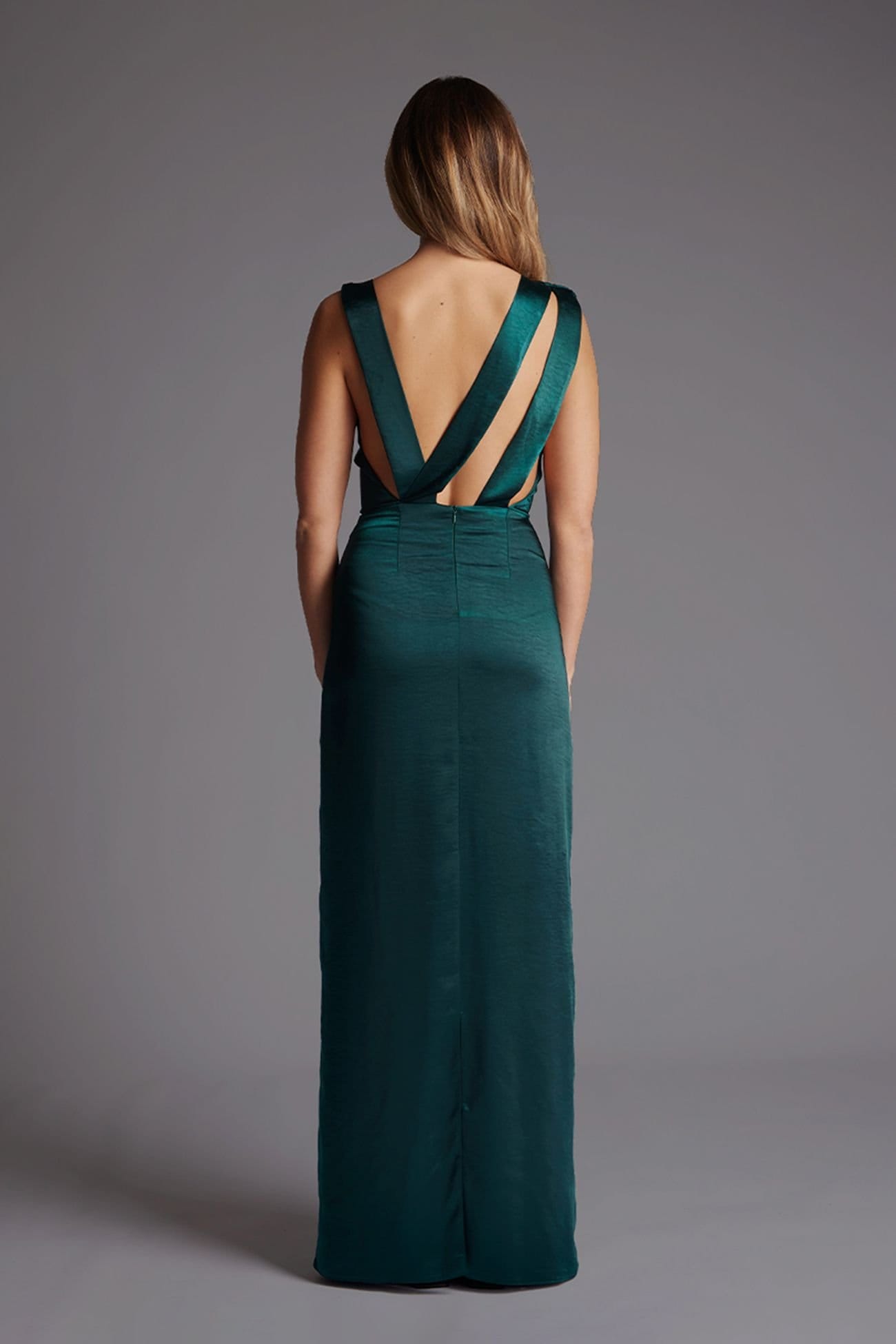 Vesper Vesper Women's High Neck Open Back Maxi Dress in Dark Green - 4