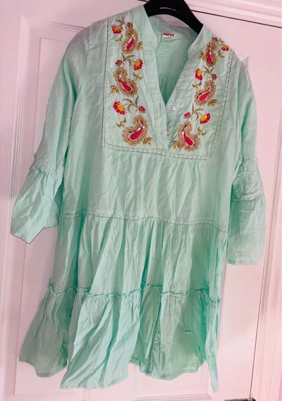 Sumitra Sumitra Cute  plunge sequin boho dress ruffle holiday wedding beach 8-14 same day post