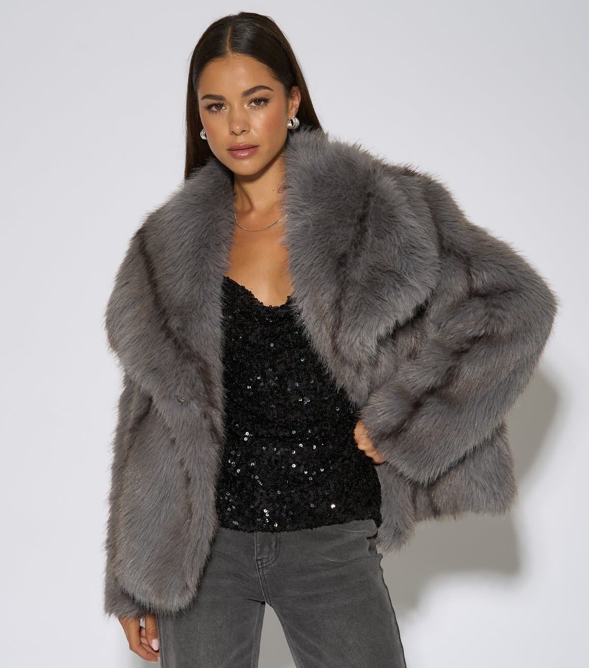 Gini London Women's Dark Grey Ombre Faux Fur Jacket Gini London New Look