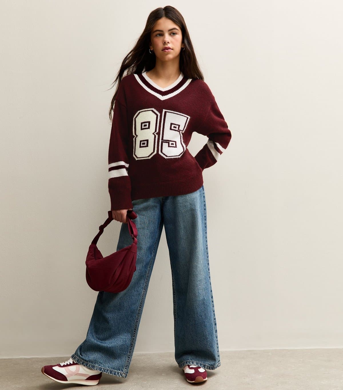 New Look Girls' Burgundy 85 V-Neck Contrast Trim Jumper New Look