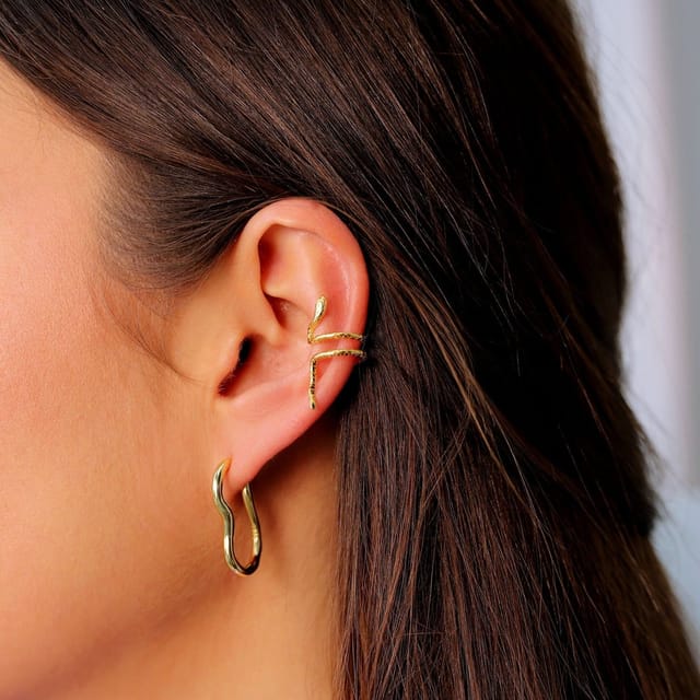 Gold Trip Gold Trip Women's Ripple Hoop Earrings in Gold - 2