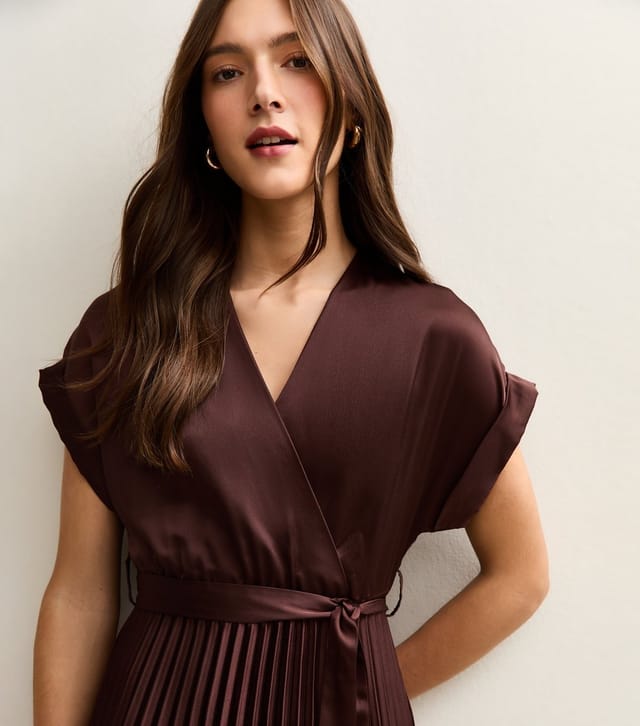 New Look Women's Dark Brown Satin Pleated Wrap Midi Dress New Look - 2