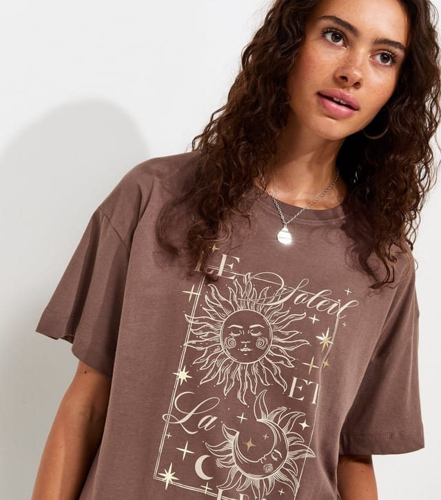 New Look Women's Dark Brown Cotton Sun Moon Oversized T-Shirt New Look - 2