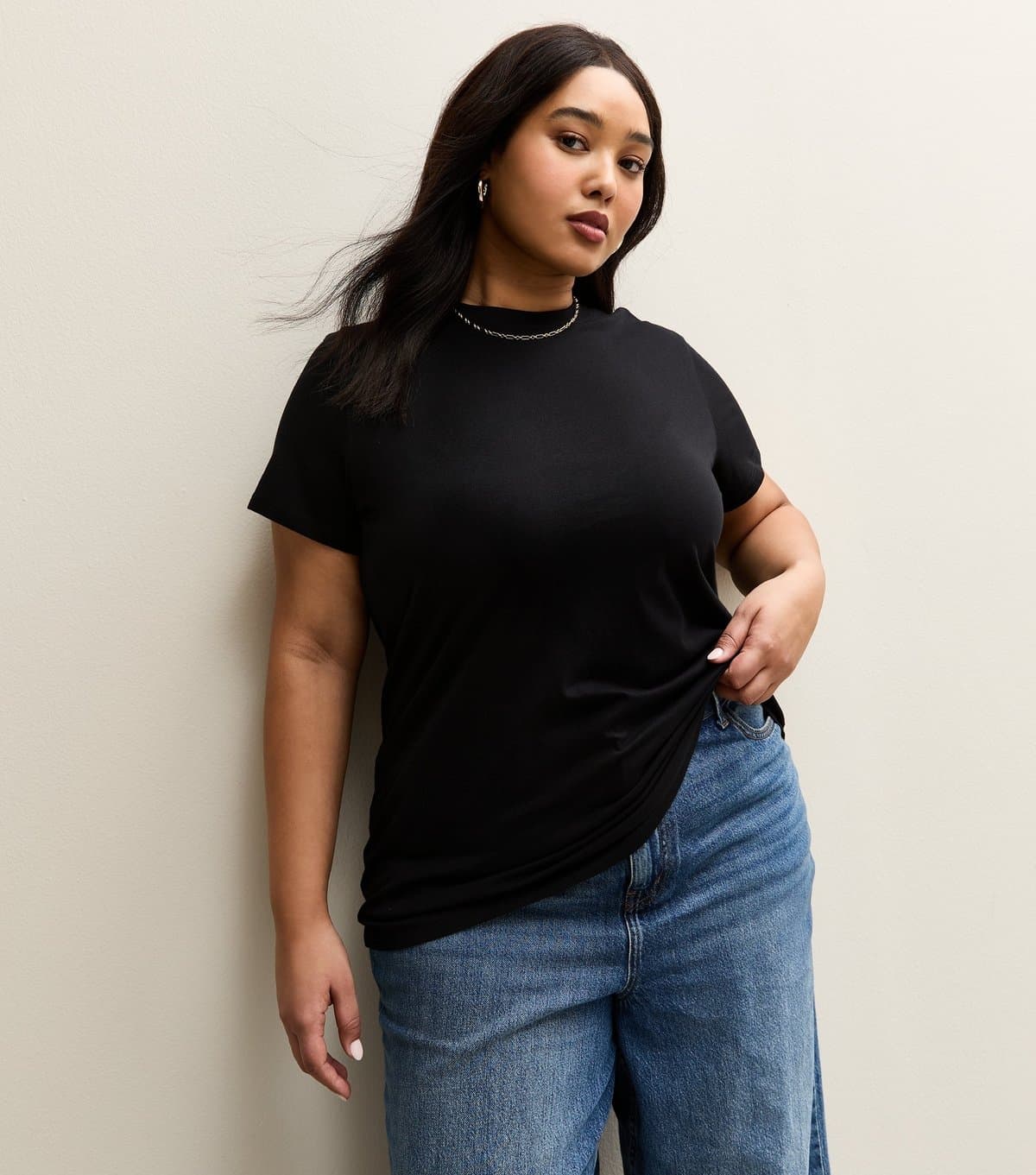 New Look Women's Plus Size Black Crew Neck T-Shirt Curves New Look
