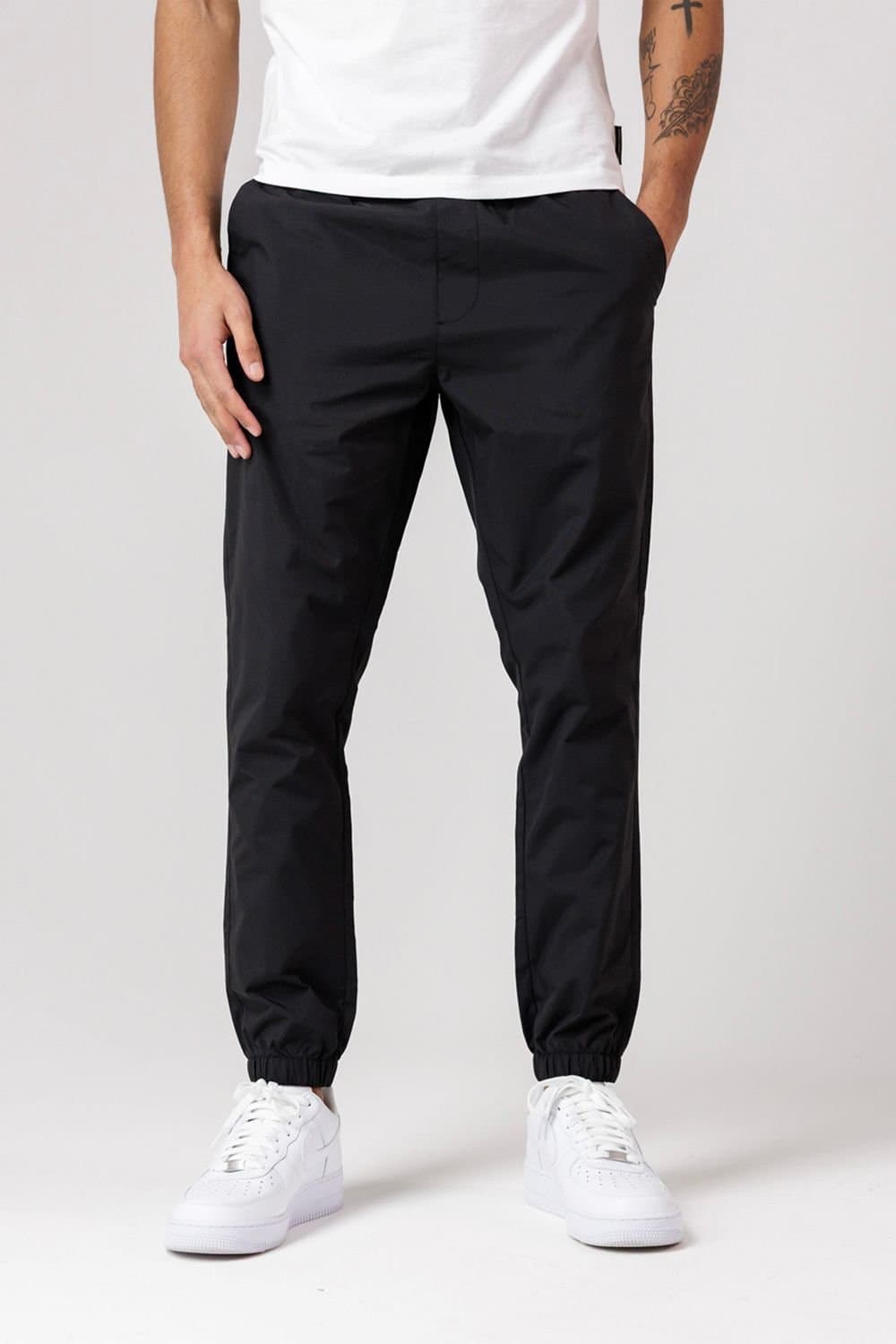 French Connection French Connection Men's Nylon Tech Cuffed Trousers in Black