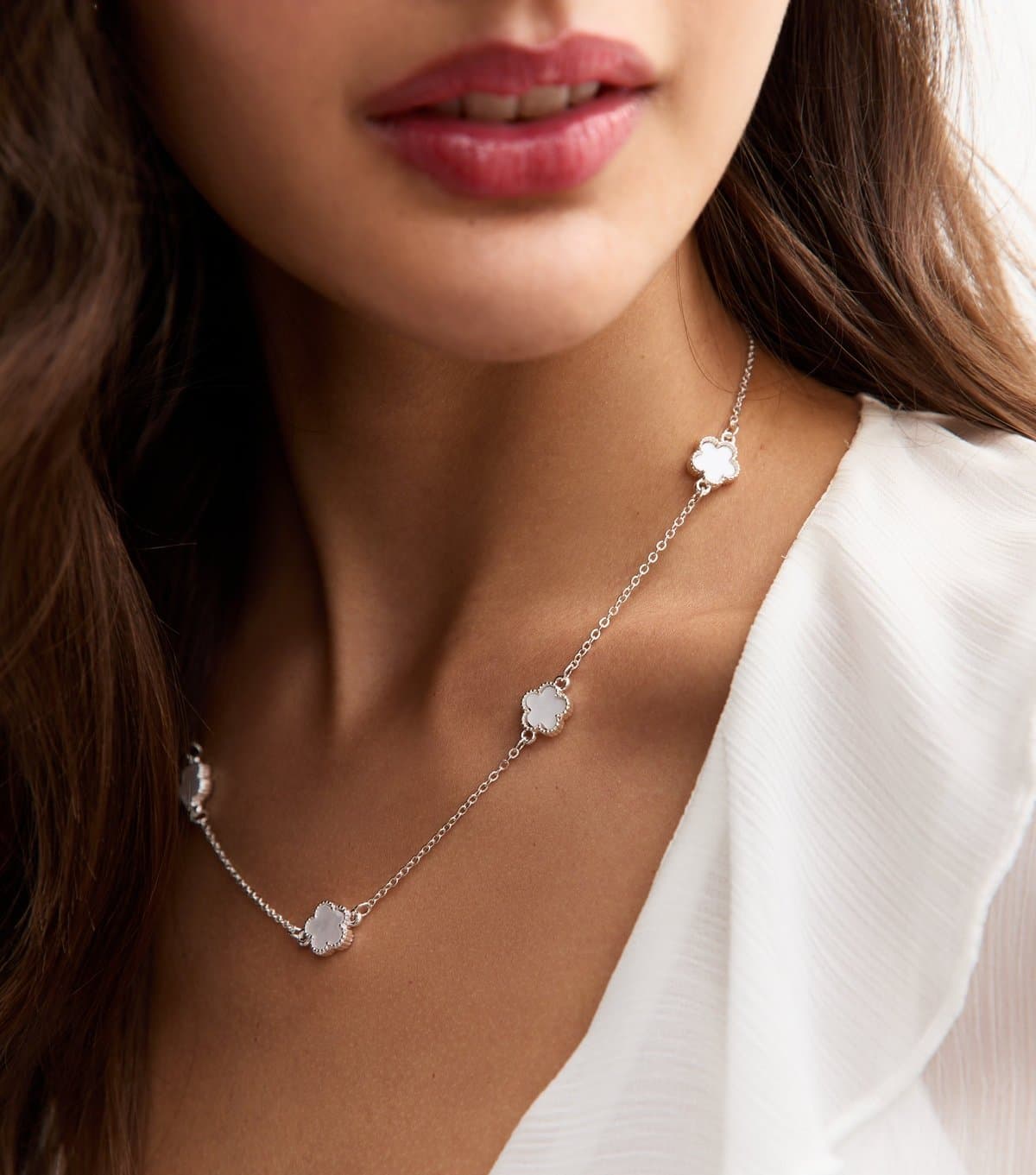 New Look New Look Silver Tone Flower Necklace