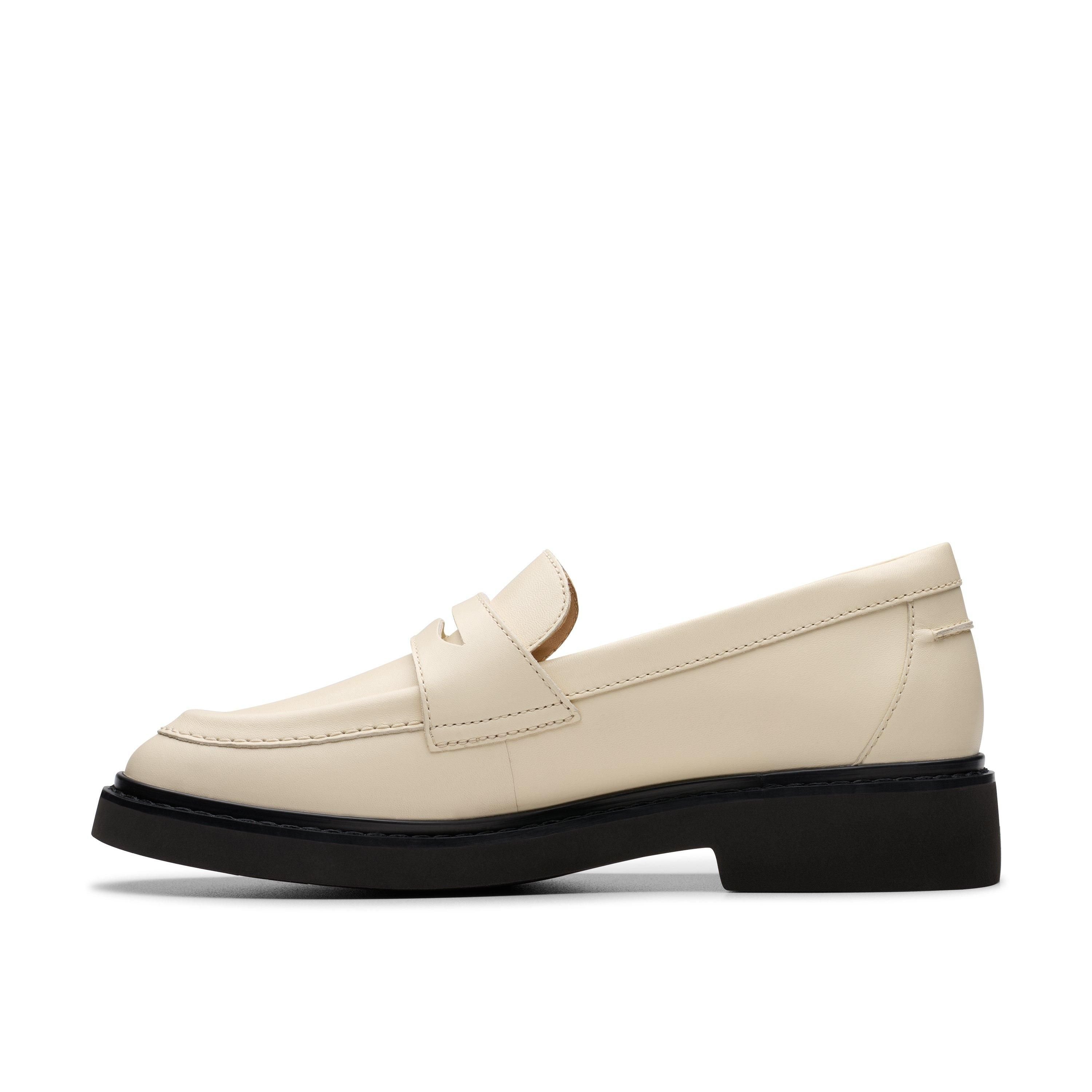 Clarks Clarks Women's Splend Edge Cream Leather Loafers in White - 2
