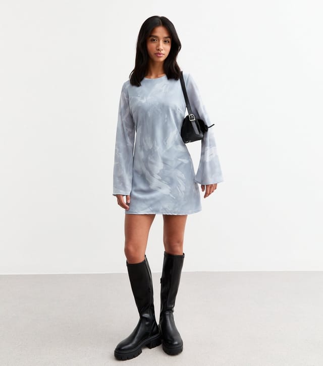 New Look Women's Petite Grey Ink Print Flare Sleeve Mini Dress New Look - 3