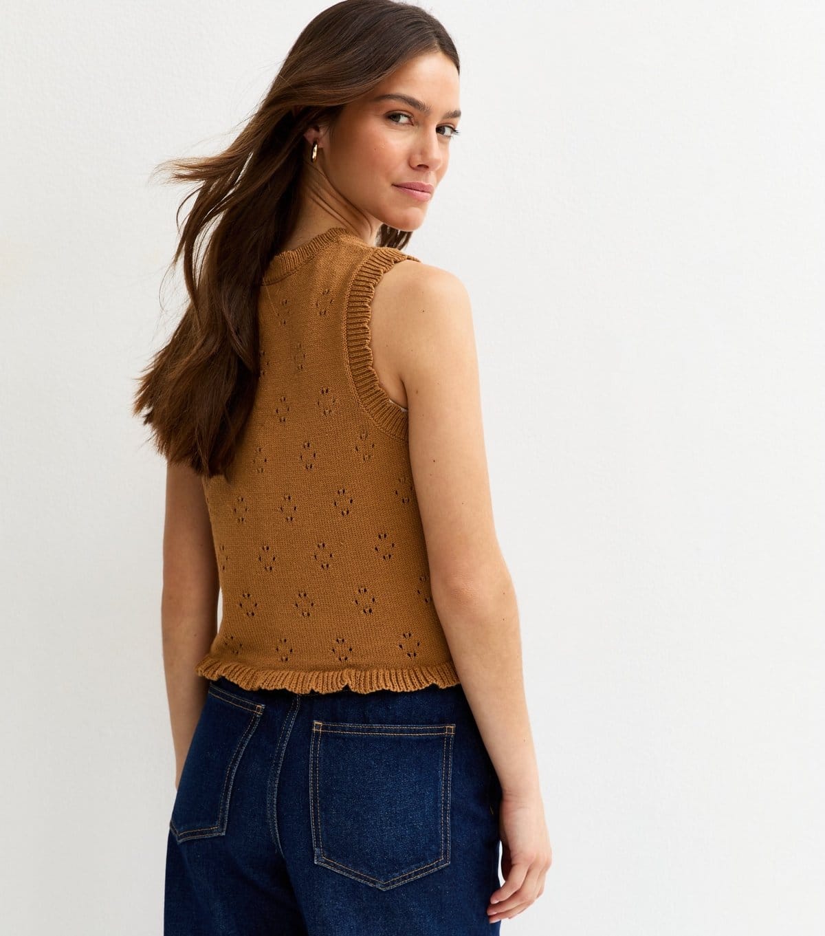 New Look Women's Petite Brown Cotton Rich Embroidered Scalloped Trim Waistcoat New Look - 4