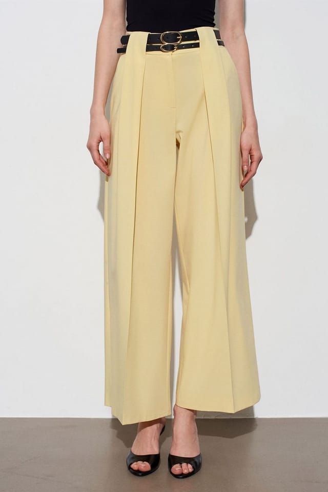 Dilvin Dilvin Women's High-Waist Wide-Leg Pleated Trousers in Lemon - 3