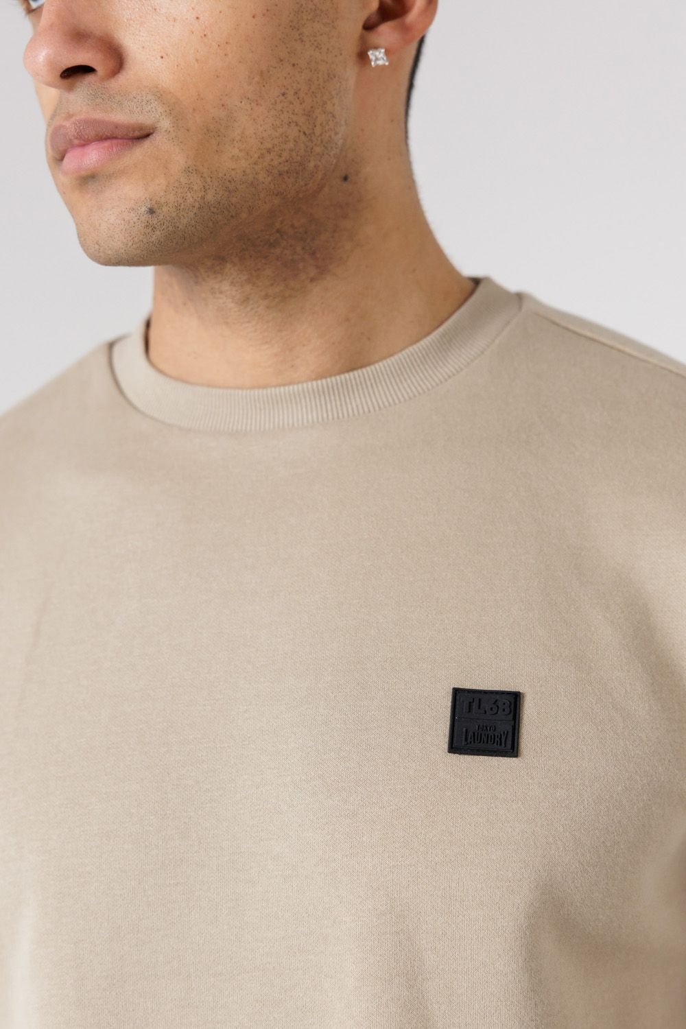 Tokyo Laundry Tokyo Laundry Men's Essential Brushed Fleece Crew Sweatshirt in Beige - 4