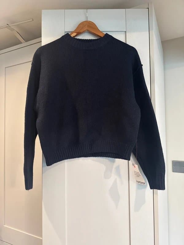 Topshop Topshop knitted boxy wide sleeve mid crew jumper in Navy