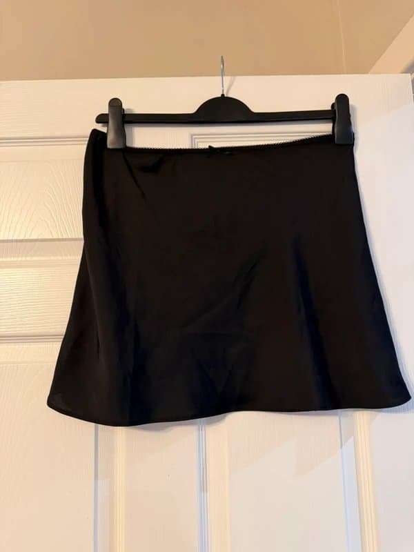 New Look Silk skirt