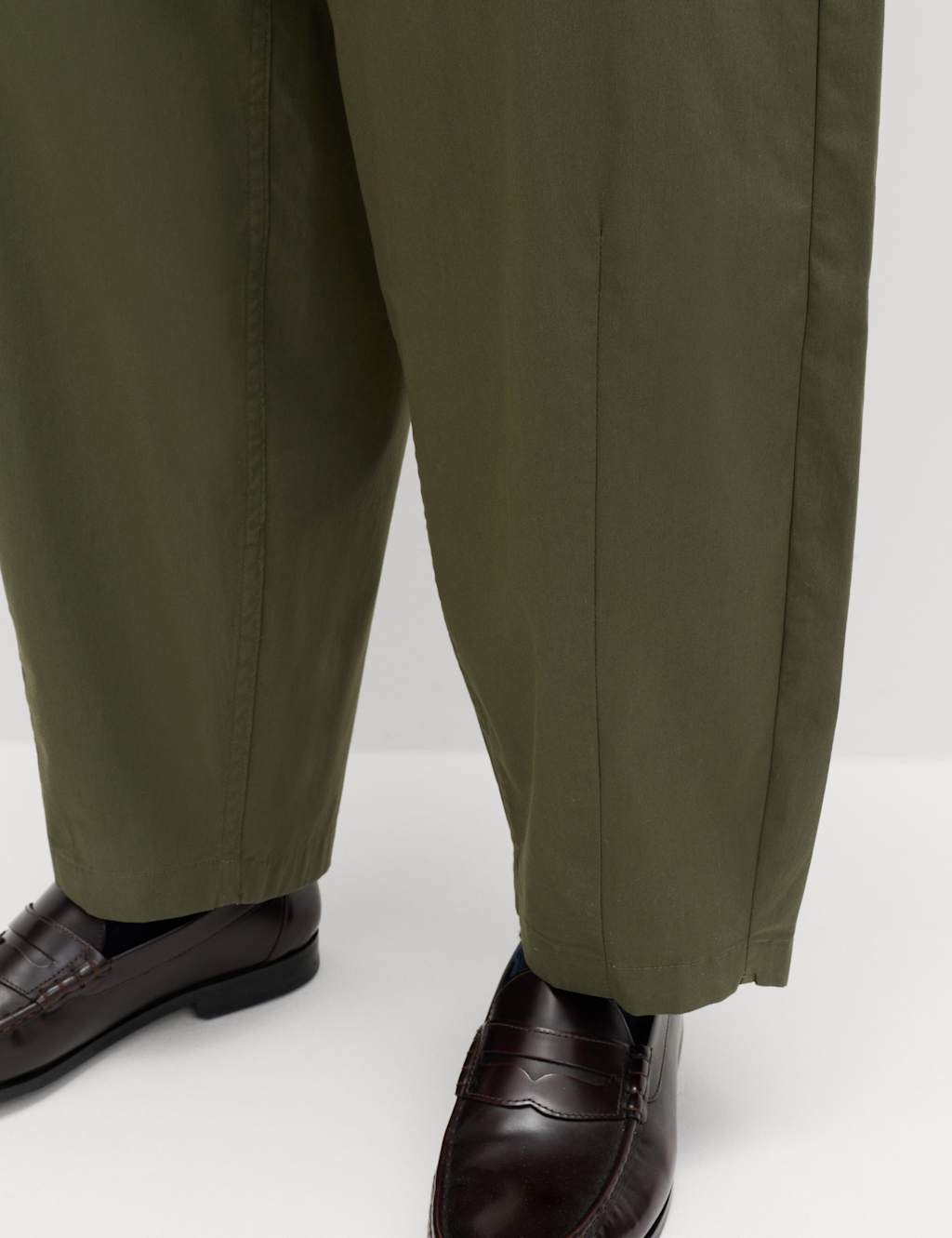Marks & Spencer M&S Barrel Fit Trousers Dark Khaki - 3