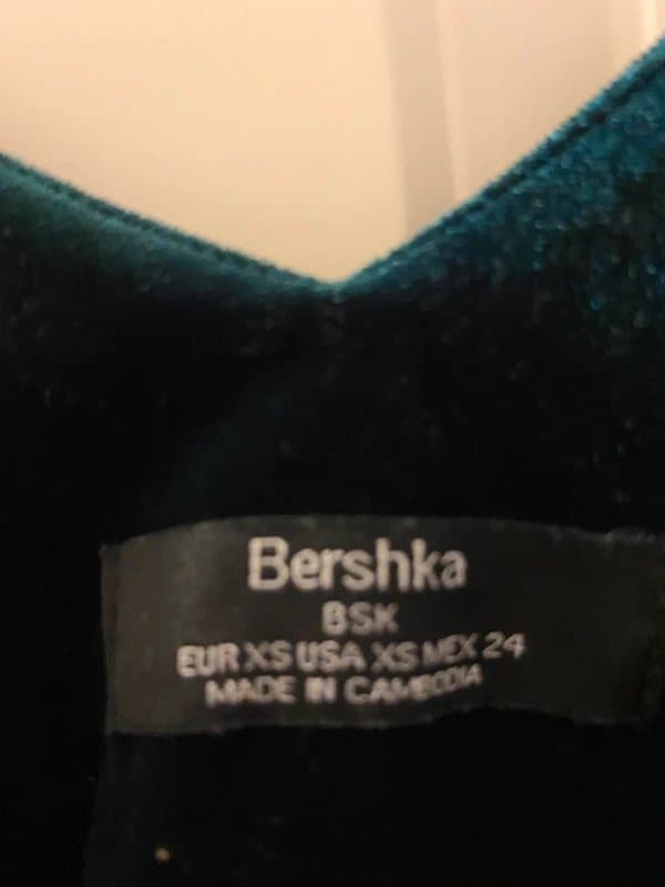 Bershka Velvet cropped Bottle green spaghetti strap top