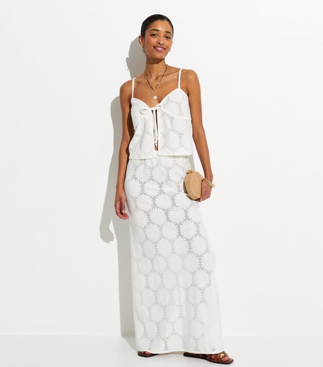 New Look Women's White Floral Lace Beach Crop Top New Look - 3
