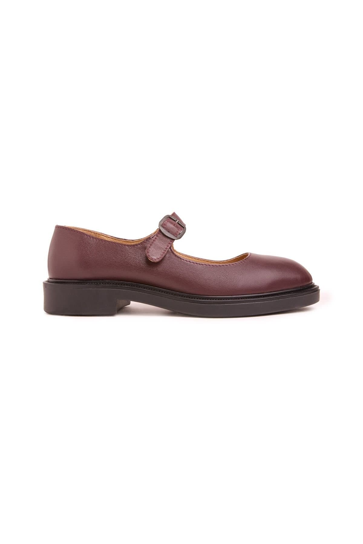 Celtic & Co Celtic & Co Women's Chunky Mary Jane Platform Shoes in Maroon