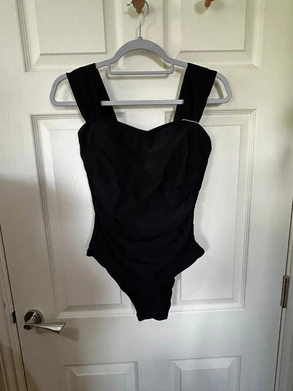husmeu Brand New Husmeu Black One-Piece Swimsuit - Size Medium (M)