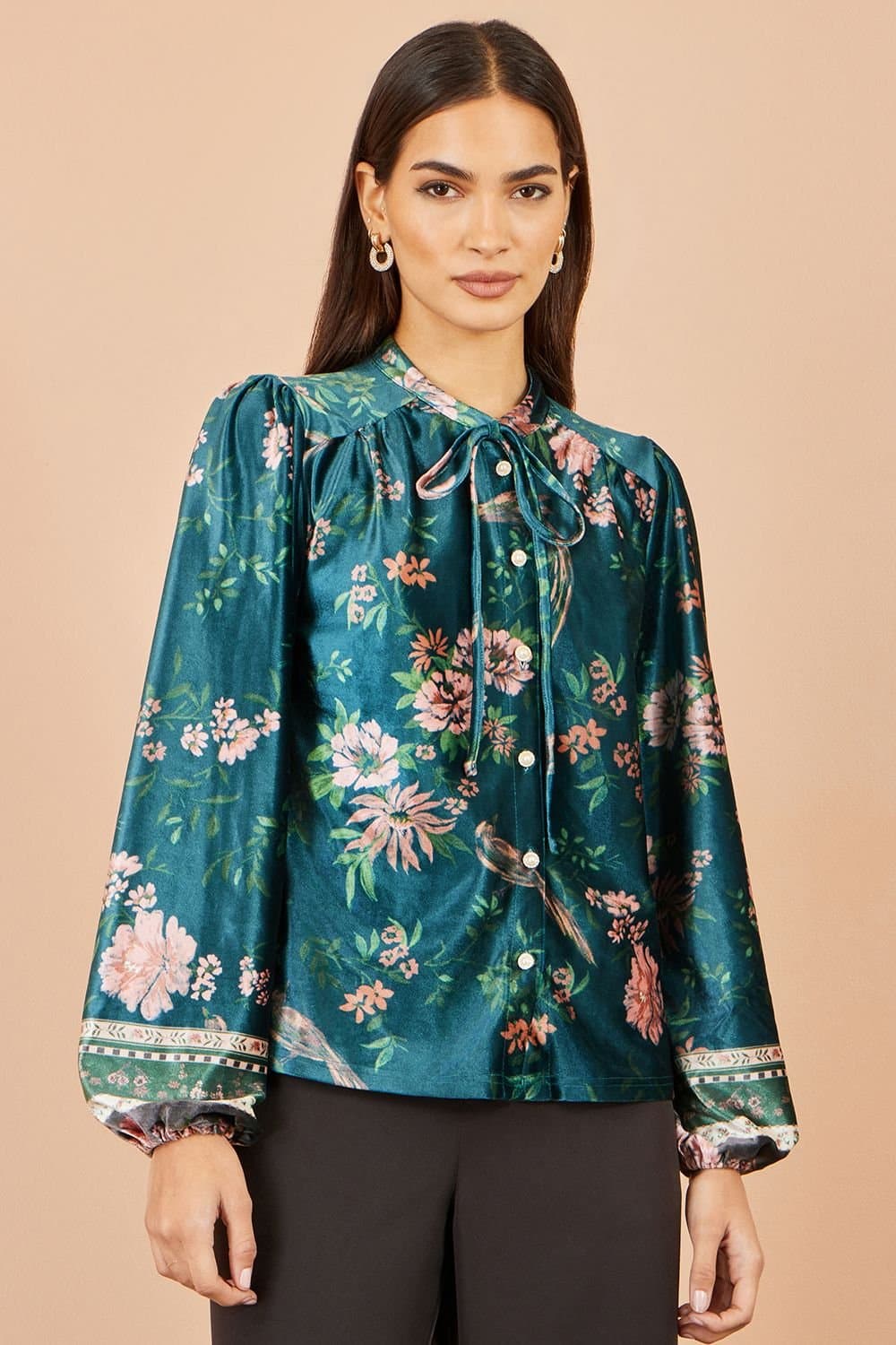 Yumi Yumi Women's Floral Velvet Blouse With Tie Neckline in Green