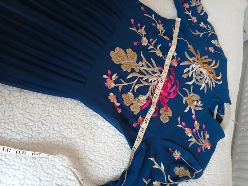 ASOS Beautiful midi dress worn once to a wedding