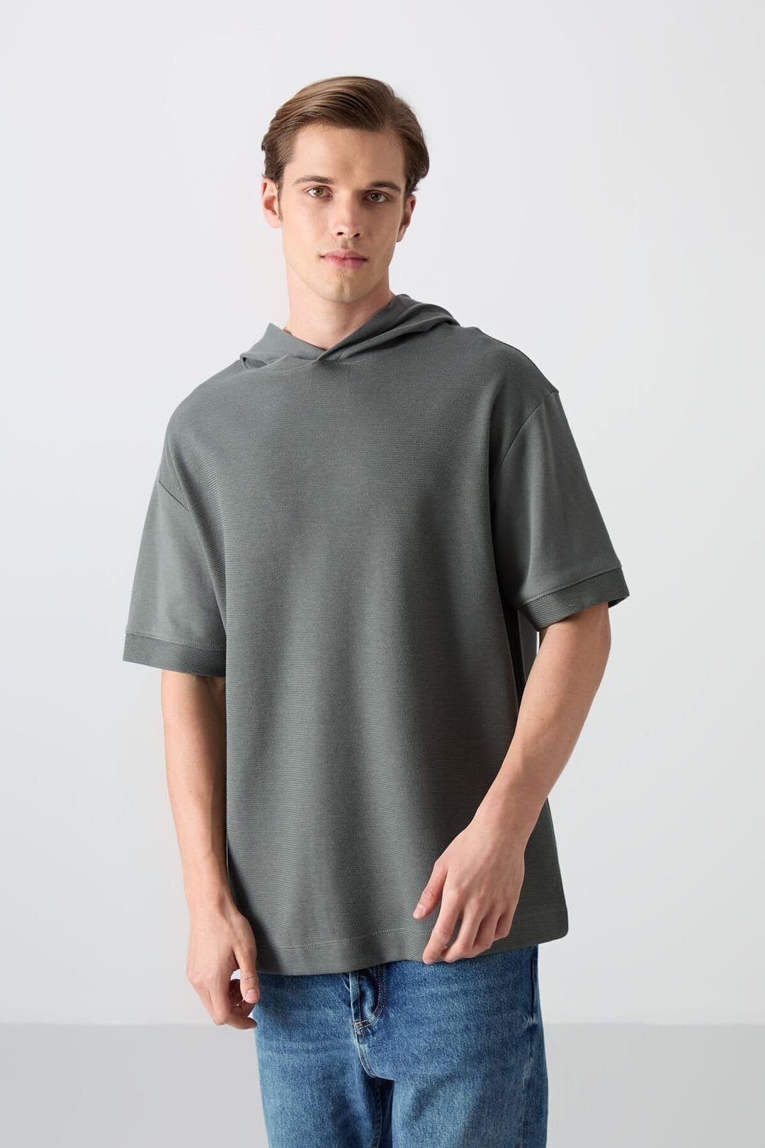 Tommy Life Tommy Life Men's Oversized Hooded Short-sleeve T-shirt in Charcoal - 4