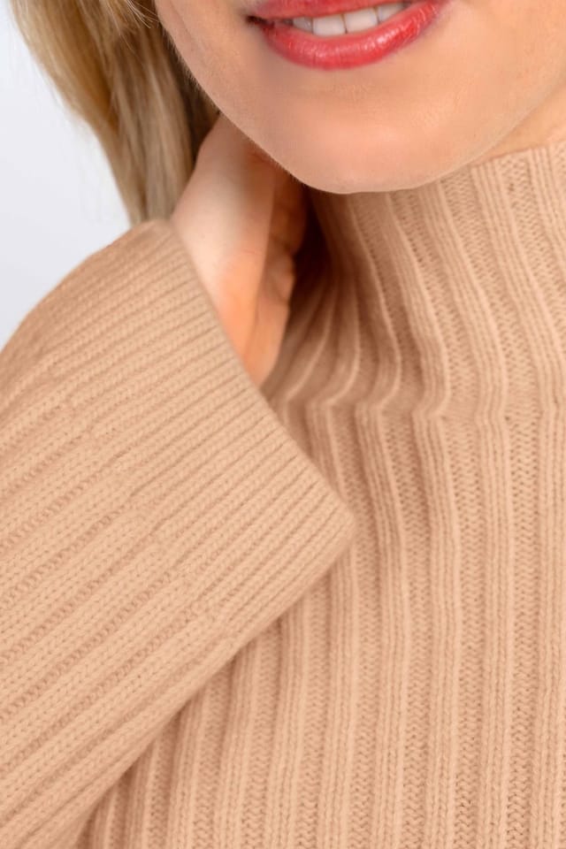 Kettlewell Kettlewell Women's Maeve Rib Knit Sweater in Light Beige - 3