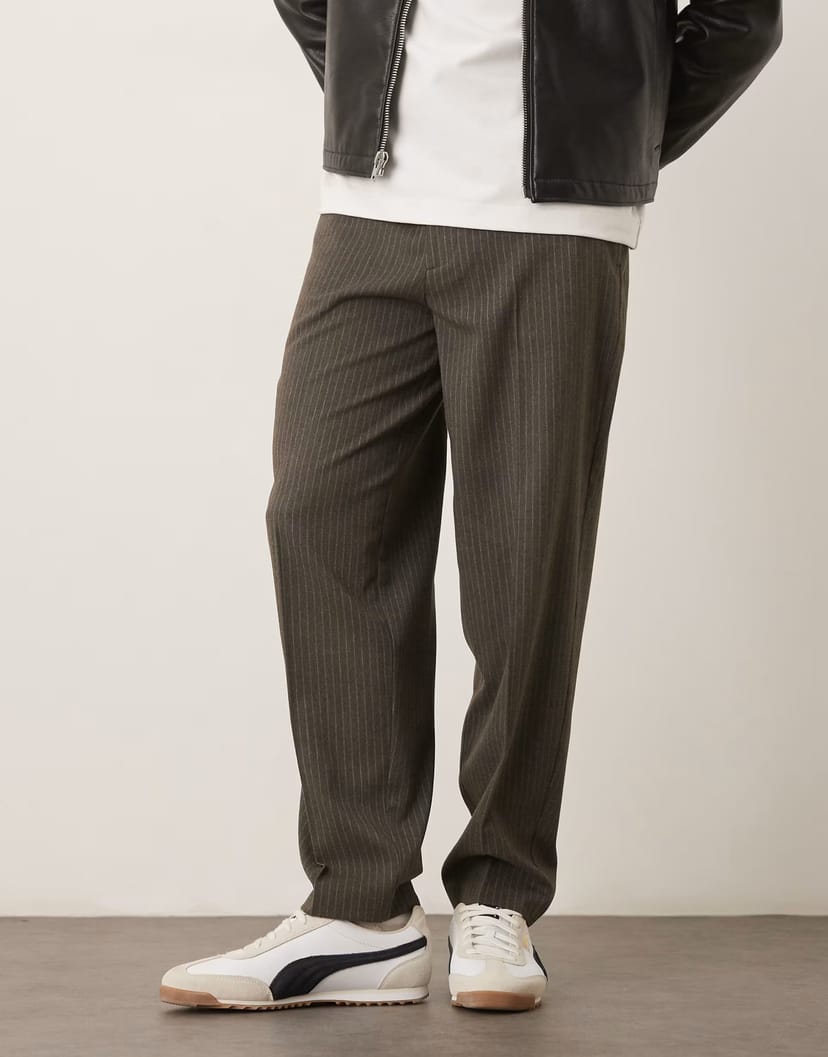ASOS ASOS DESIGN smart oversized tapered trousers in grey flannel pinstripe - 1