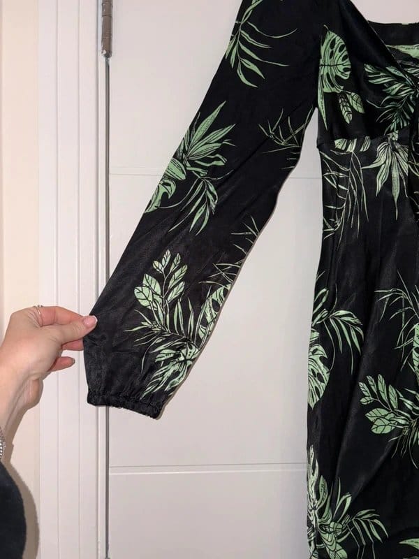 ASOS Black Green Floral Long Sleeve Leaf Print Maxi Dress
