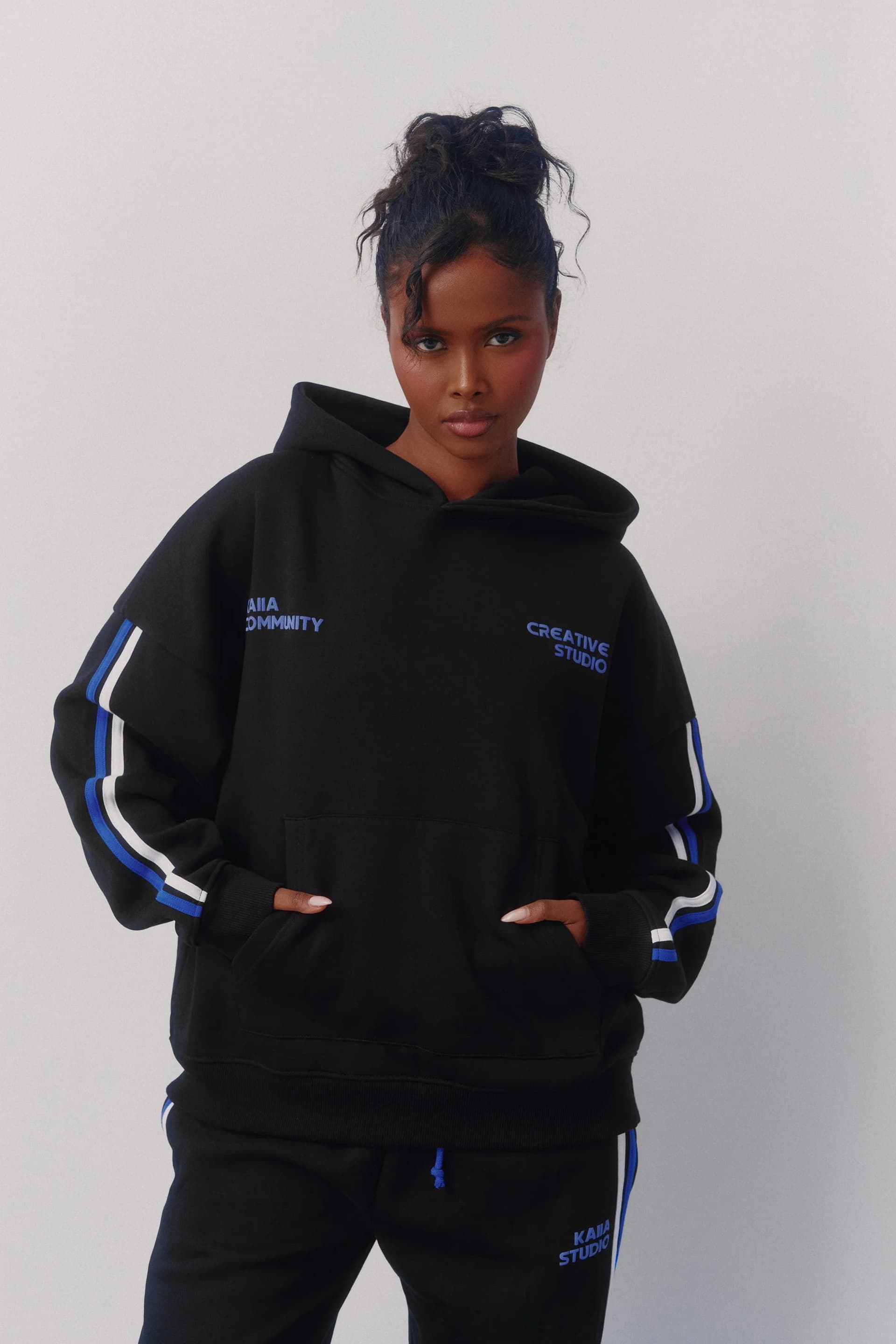 Kaiia Kaiia Sport Side Stripe Oversized Hoodie Black & Cobalt