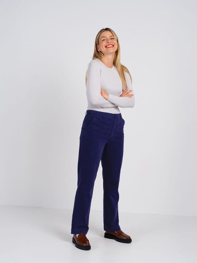 Kettlewell Kettlewell Women's Jamie Cord Straight Pants in Royal - 2