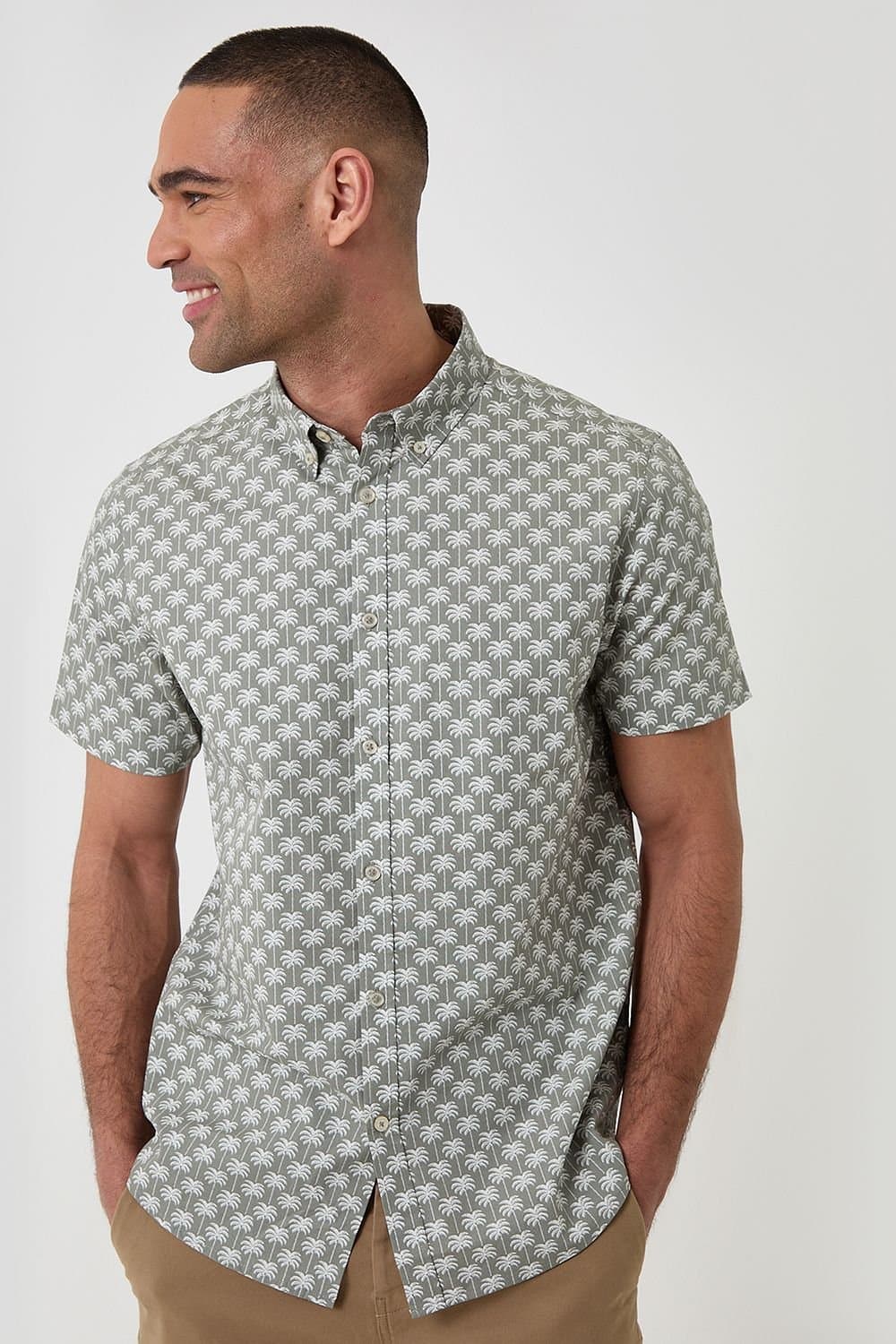 Threadbare threadbare Men's Palm Tree Print Cotton Poplin Short Sleeve Shirt in Pale Green