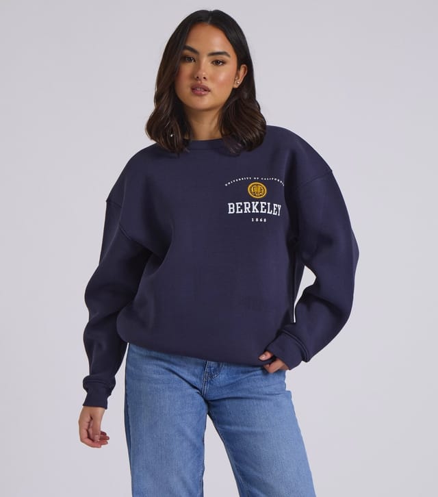 Urban Bliss Women's Navy Berkeley Print Oversized Sweatshirt Urban Bliss New Look - 2