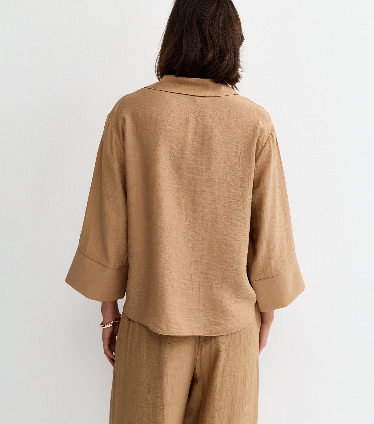New Look Women's Camel Crinkled Cropped Sleeve Shirt New Look - 4