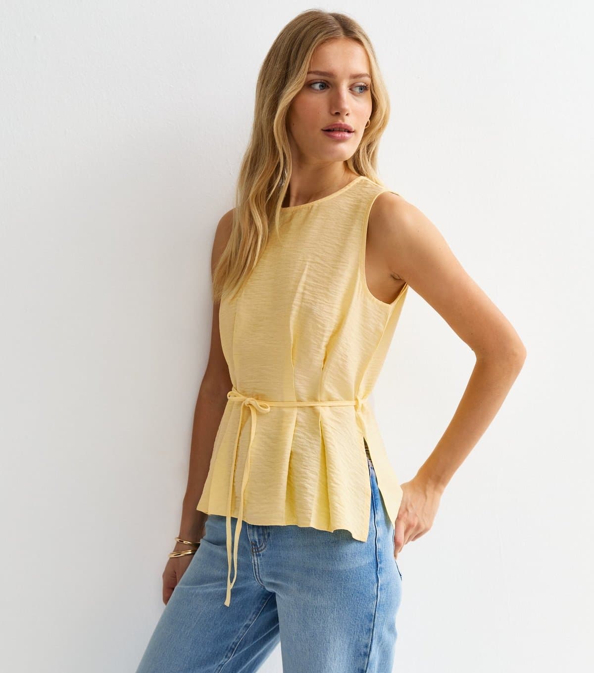 New Look Women's Bright Yellow Flared Hem Sleeveless Top New Look
