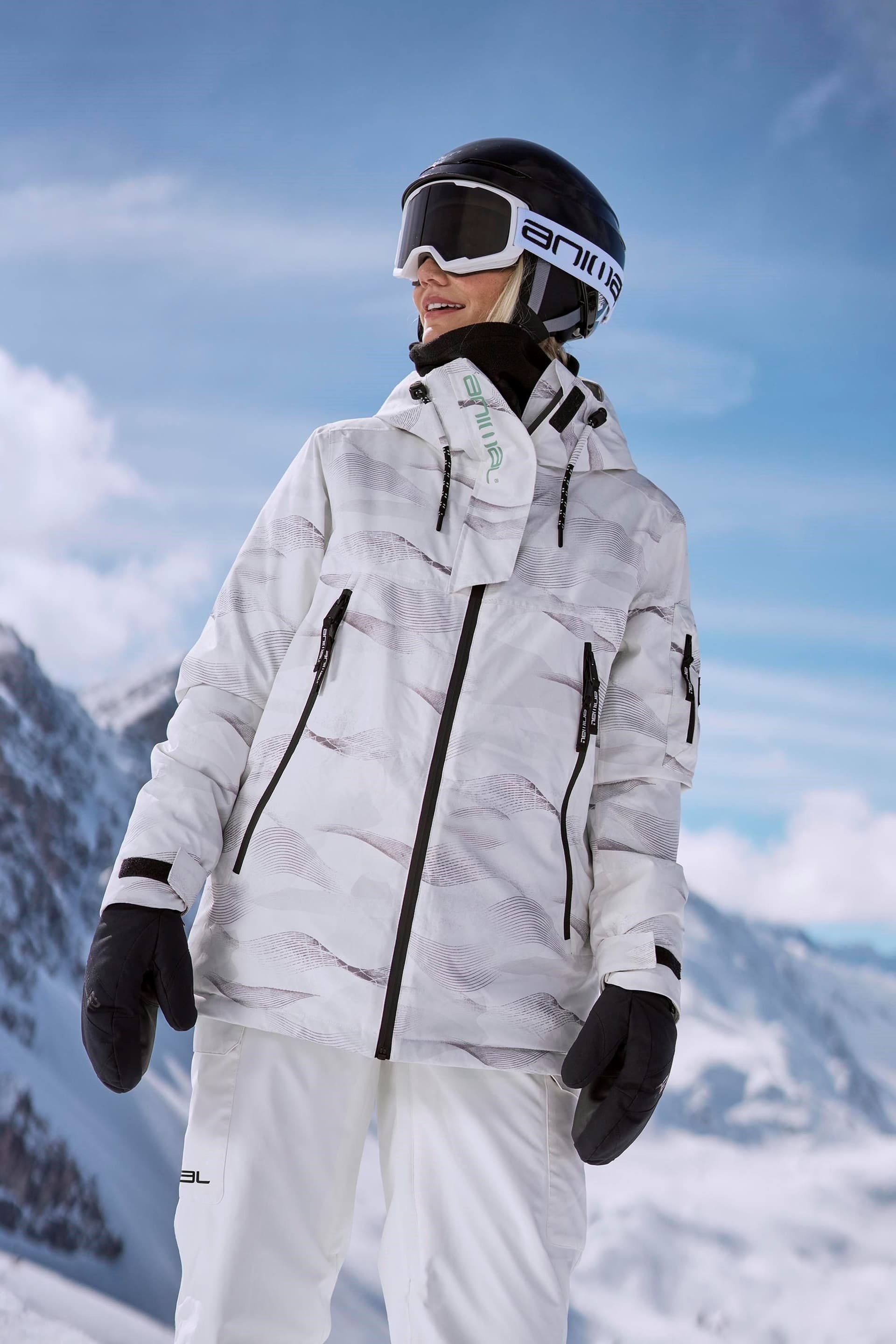 Animal Animal Women's 'Trail' Waterproof Skiing Fleece Lined Snow Jacket in White