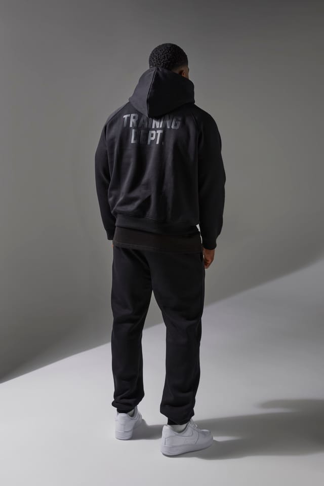 Training Dept. Training Dept. Men's Training Dept Boxy Hoodie & Regular fit Jogger Tracksuit in Black - 2