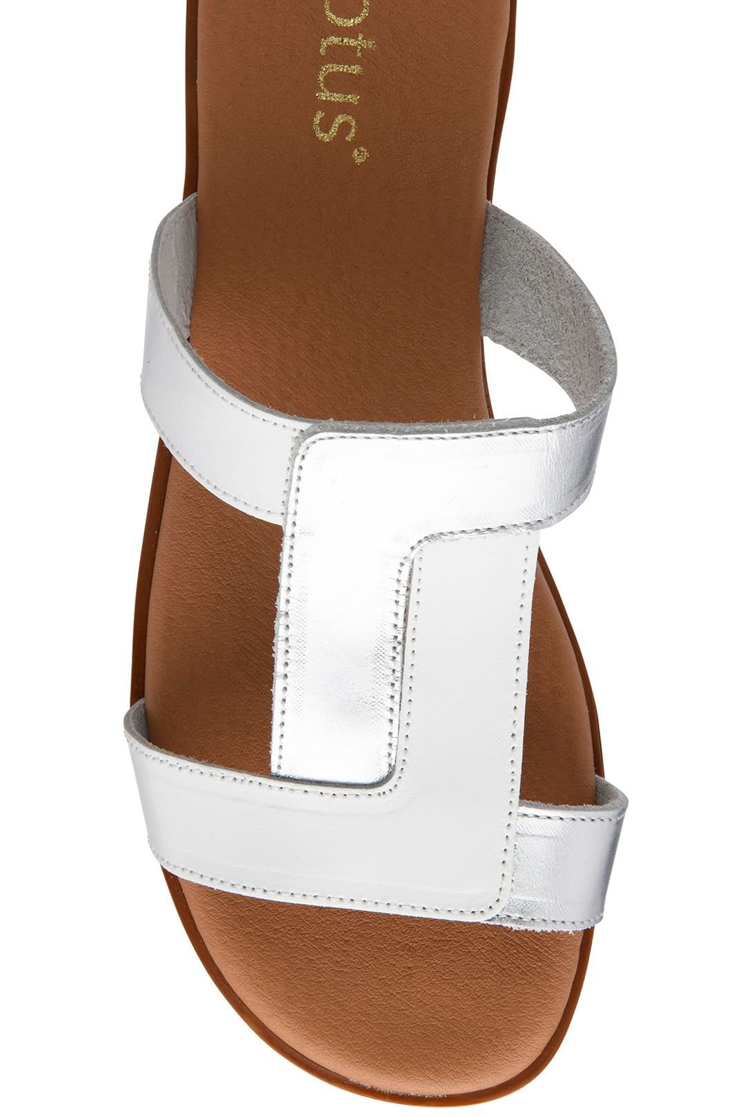 Lotus Lotus Women's White & Silver 'Milena' Leather Mule Sandals - 4