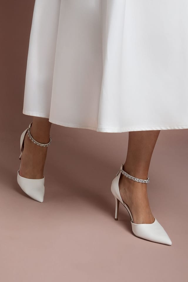 Coast Coast Women's Bridal Wide Fit Tatiana Faux Leather Jewelled Anklet High Stiletto Court Shoes in White - 3