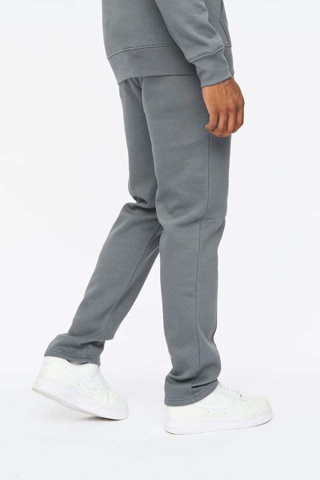 Duck&Cover Duck&Cover Chattamere Men's Straight-Leg Fleeceback Joggers with Welt Pockets in Mid Grey - 2