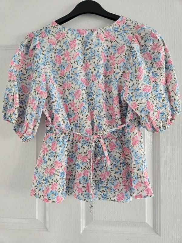 New Look Multi Ditsy Floral Puff-Sleeve Top