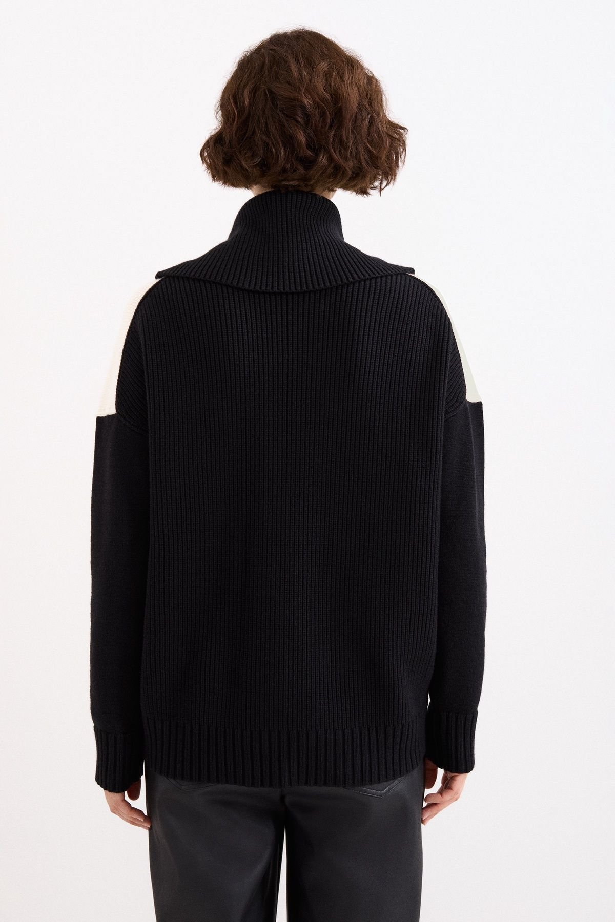 Phase Eight Phase Eight Women's Dara Jumper in Black - 4