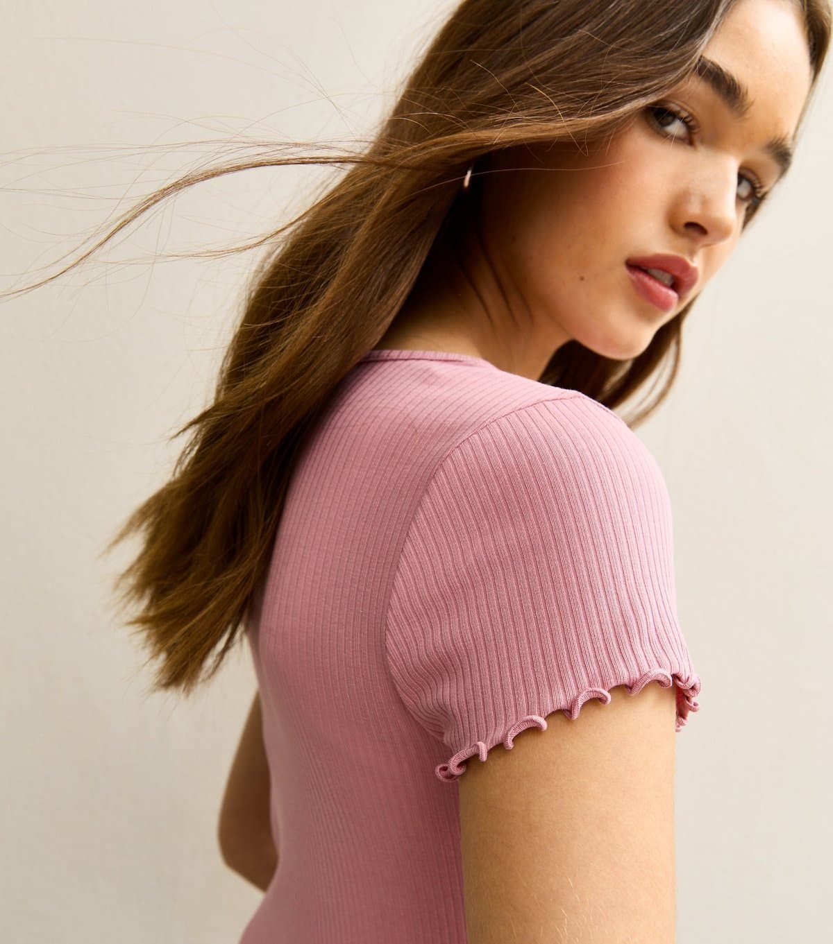 New Look Women's Mid Pink Short Sleeve Frilly Trimmed Top New Look