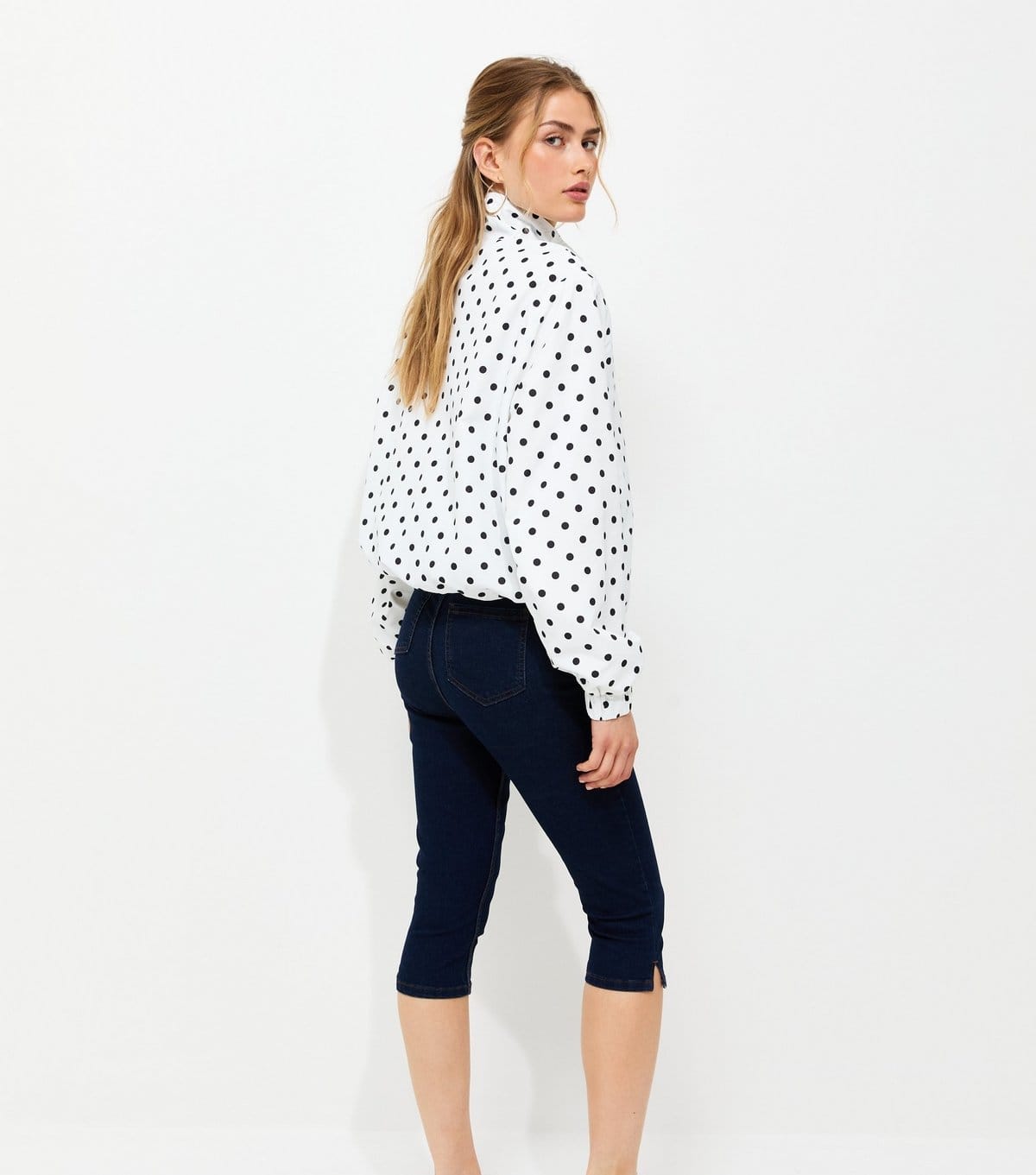 New Look Women's White Polka Dot Bubble Hem Zip Lightweight Jacket New Look - 4