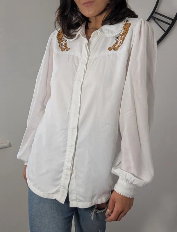 Never Fully Dressed Never Fully Dressed Shirt with Embroidery Detail Size Large SKU499