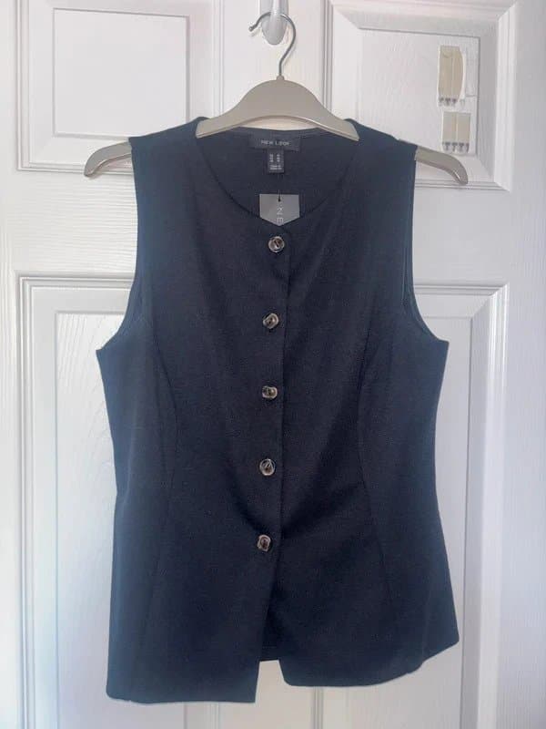 New Look Black top