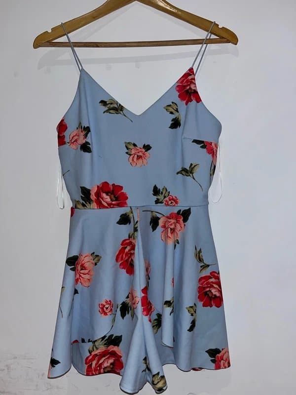 New Look New look - Spaghetti strap floral jumpsuit with zip opening