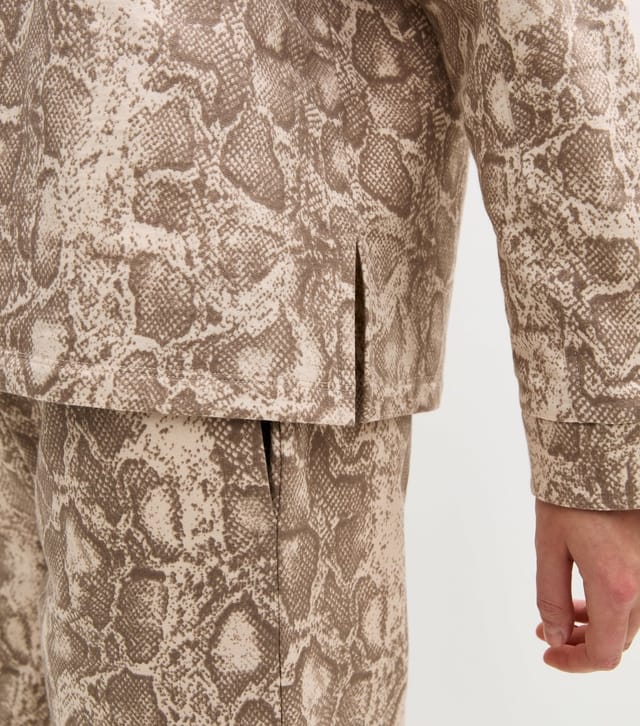 New Look Women's Off White Snake Print Side Split Sweatshirt New Look - 3